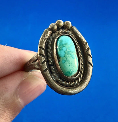 Vintage Native American Unsigned Sterling Silver 925 Turquoise Cabochon Ring