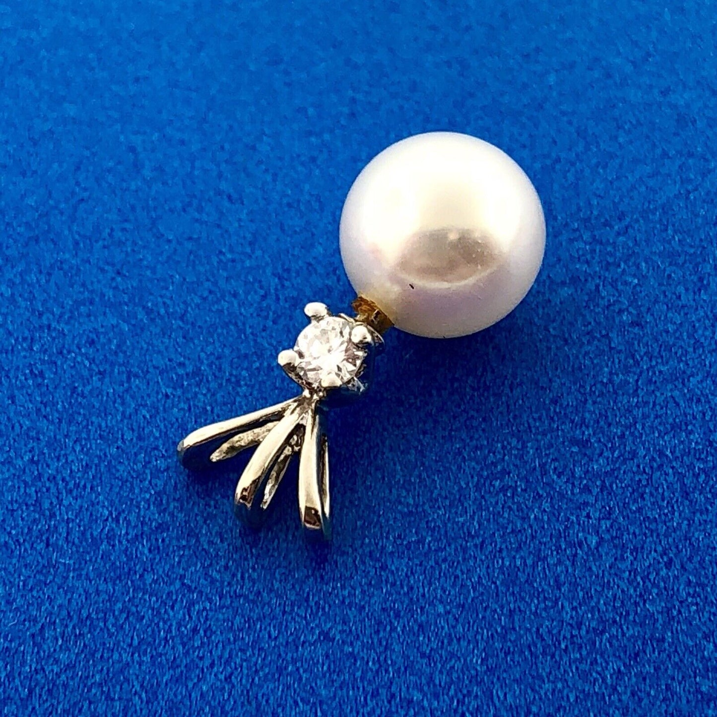 Chic 14K White Gold Pearl Diamond Wedding Birthstone Anniversary Charm Pendant