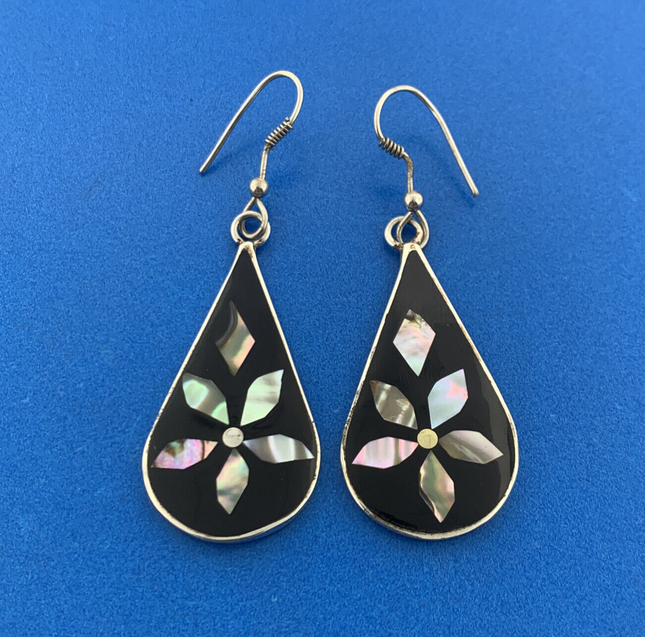 Retro Mexico Alpaca Faux Silver Black Enamel Abalone Inlay Drop Dangle Earrings