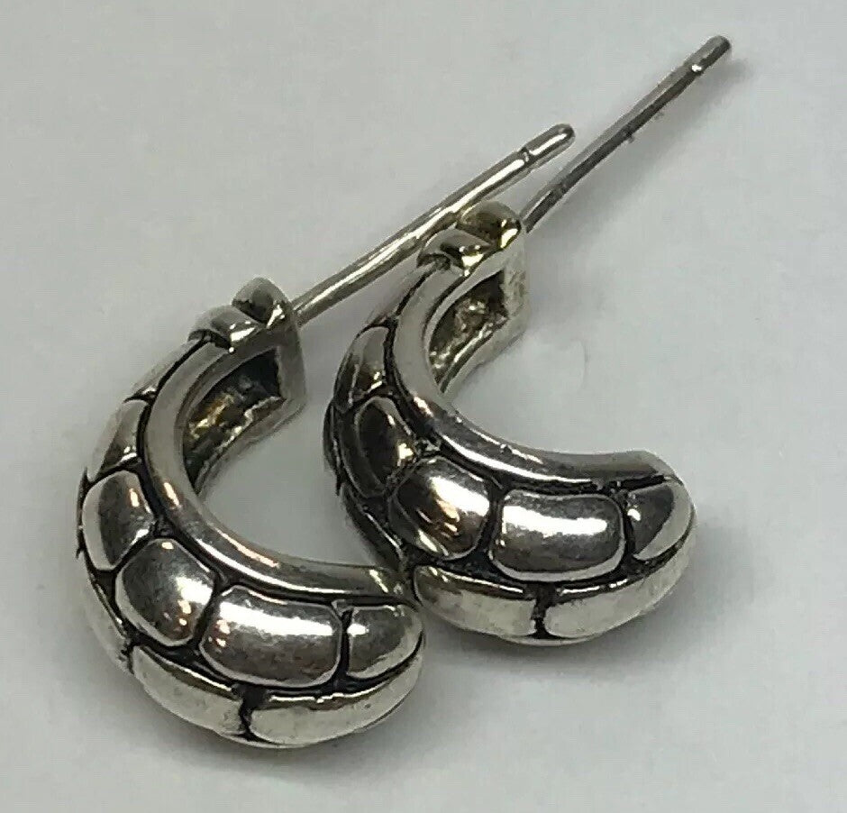 Sterling Silver 925 Snake Skin Design Half Hoop Huggie Earrings S166