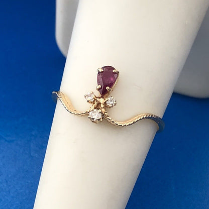 Exquisite 18K Yellow Gold Pear Ruby Diamond Balinese Style July Anniversary Ring