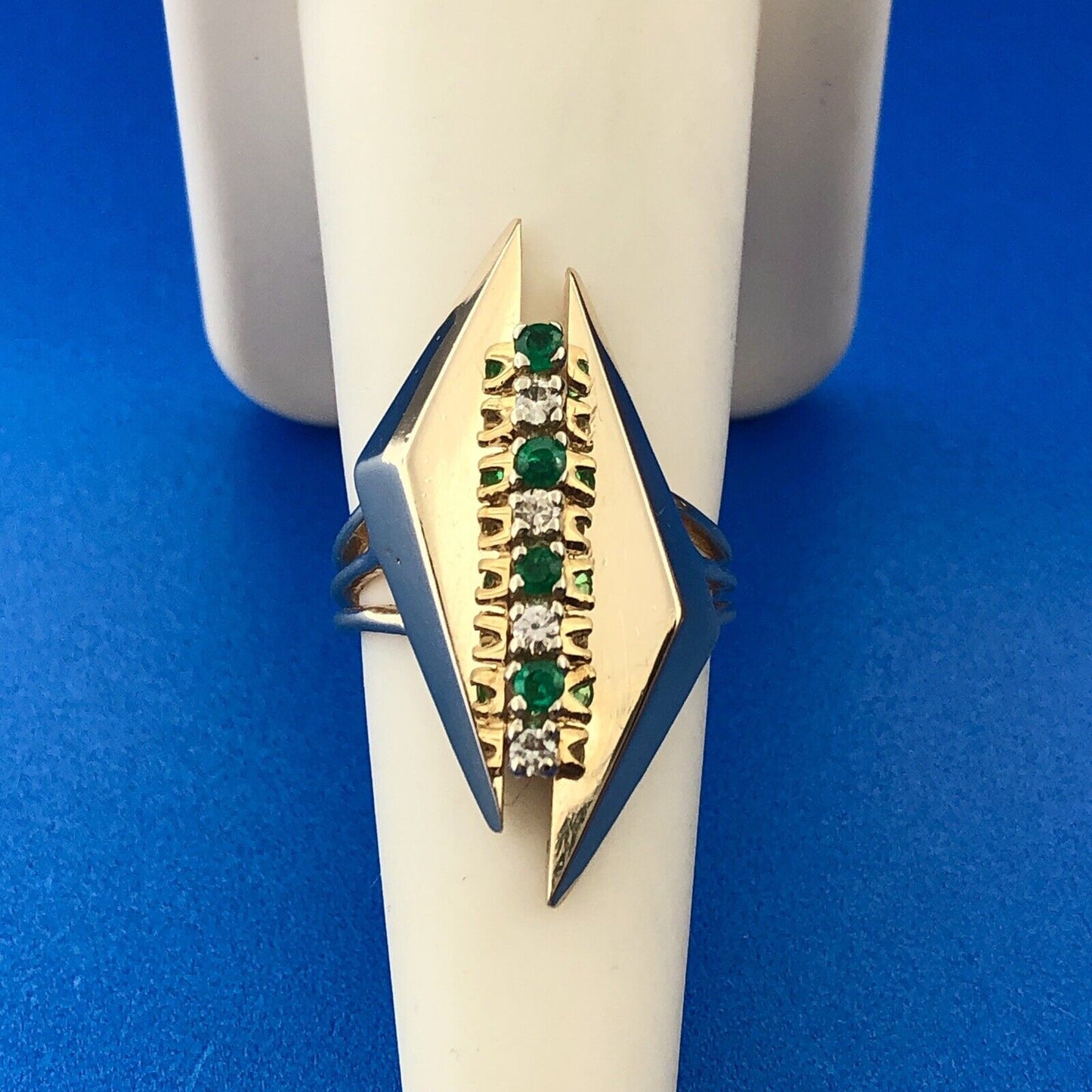 Designer Modernist 14k Yellow Gold Round Diamond Emerald Twin Triangle Ring