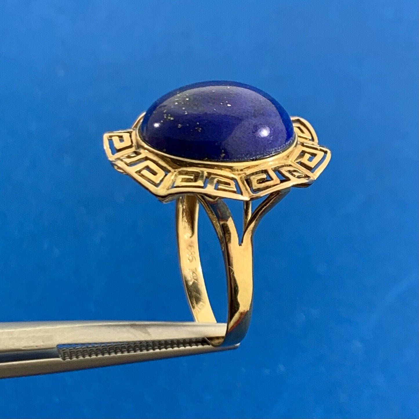 Designer 14K Yellow Gold Lapis Lazuli Cabochon Statement Cocktail Ring