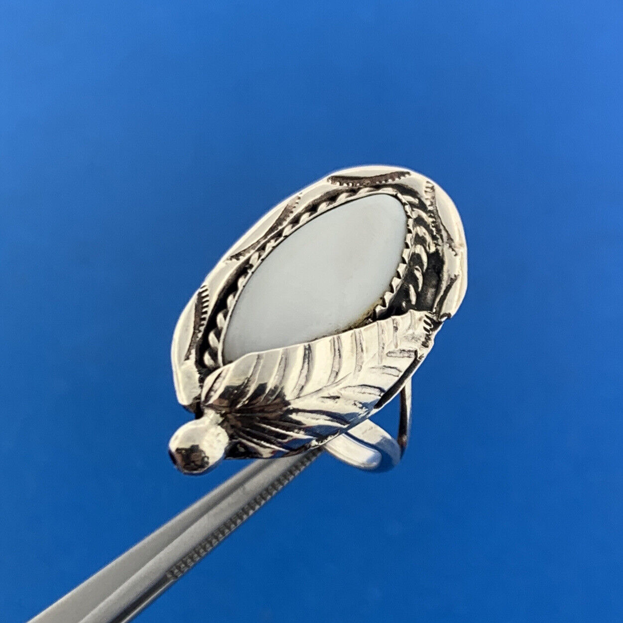 Old Pawn Native American 925 Sterling Silver Mother Of Pearl Squash Blossom Ring