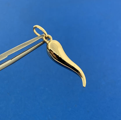 14K Yellow Gold Italian Horn Good Luck Symbol Charm Pendant
