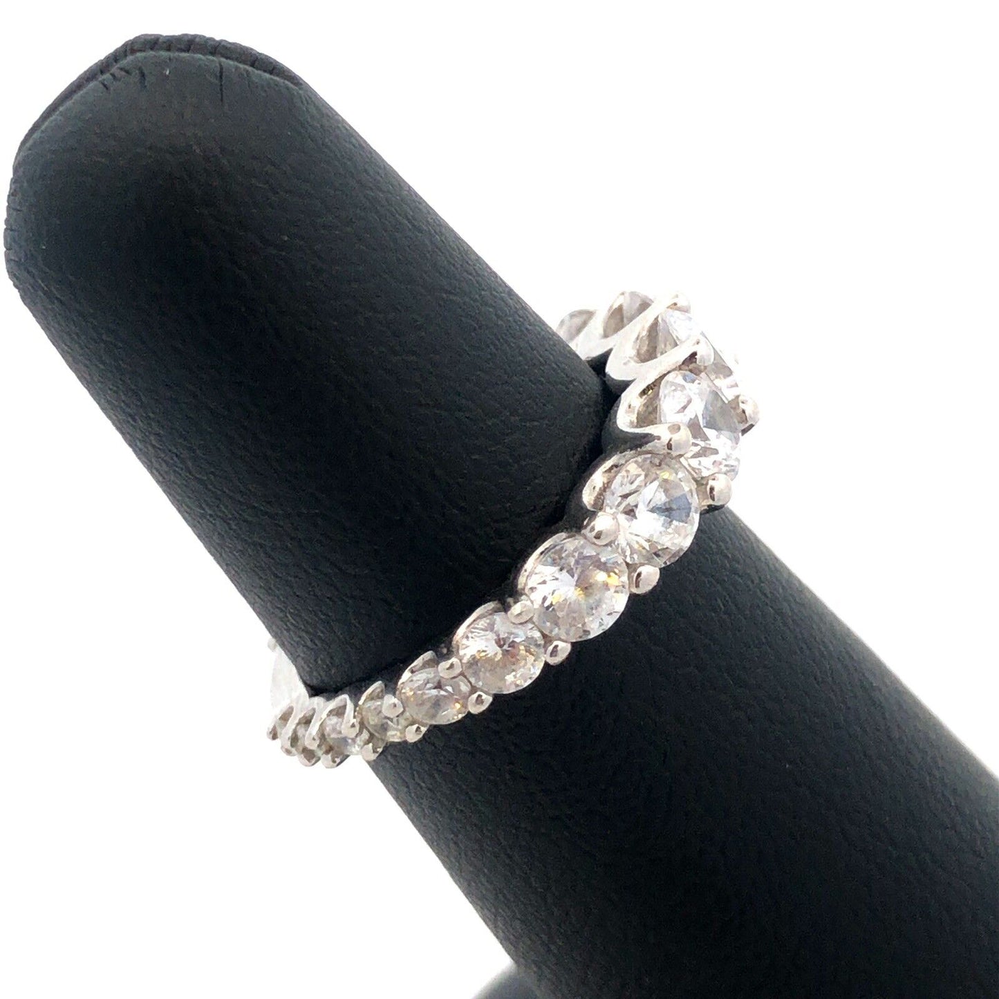 Designer UCL 925 Sterling Silver Round Cubic Zirconia Wedding Bridal Band Ring