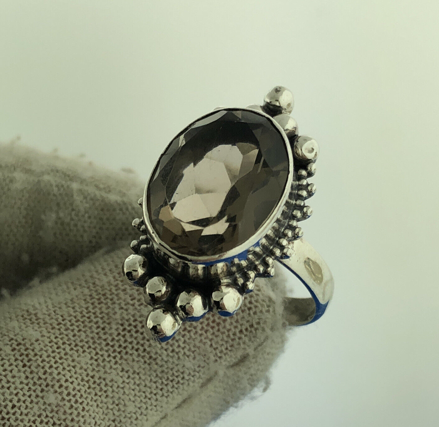 Stunning Sterling Silver 925 Oval Cut Grey Smoky Quartz Statement Ring Size 9