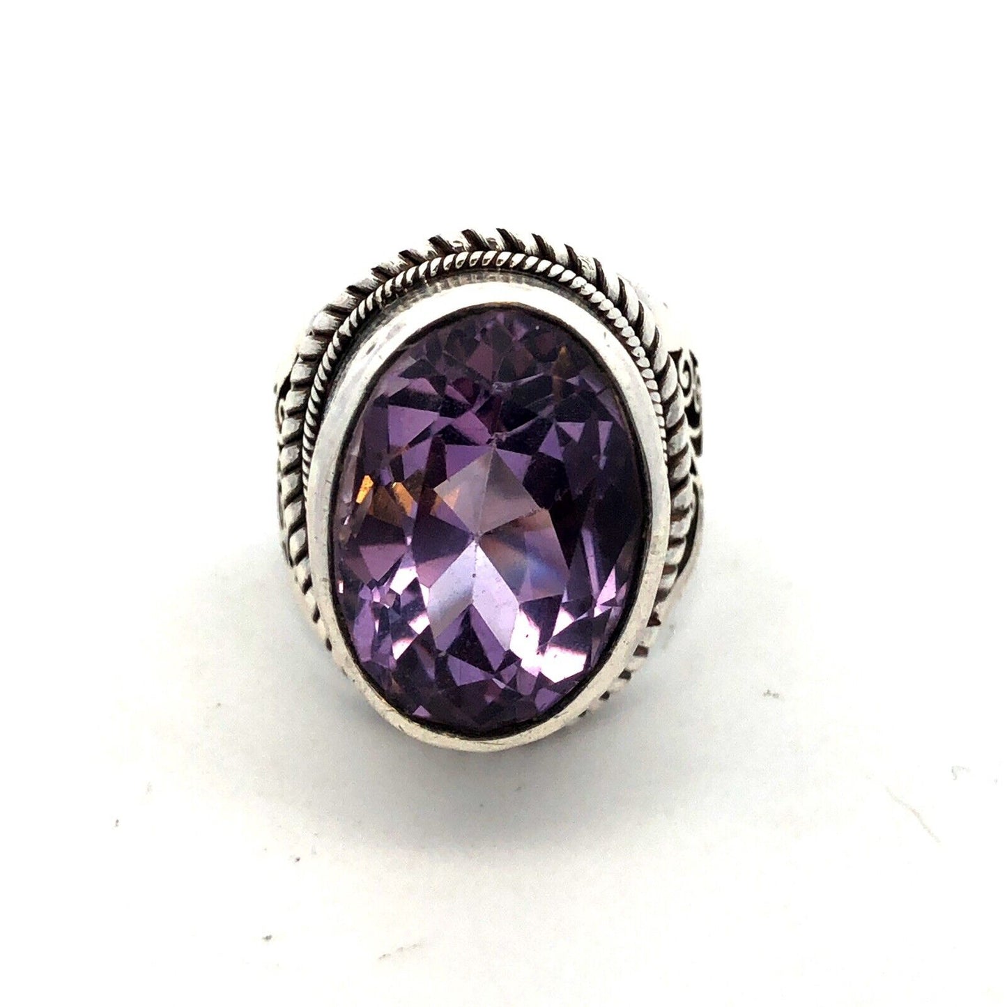 Vintage 925 Sterling Silver Oval Amethyst Floral Scroll Statement Ring