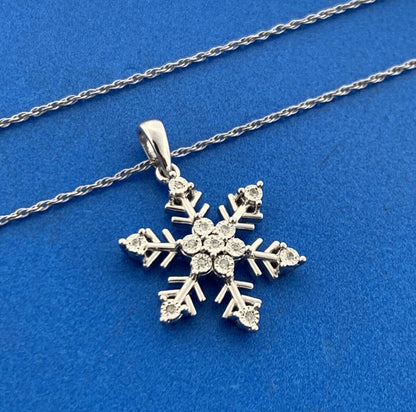 Desinger SUN 925 Sterling Silver Diamond Starburst Snowflake Pendant Necklace