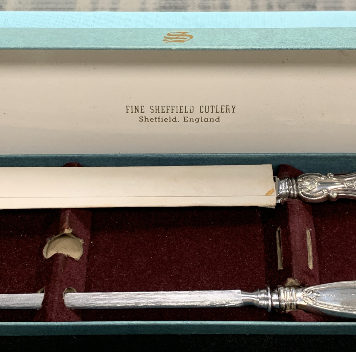Fine Sheffield England Cutlery Stainless Steel Bread Knife Sharpening Steel Set