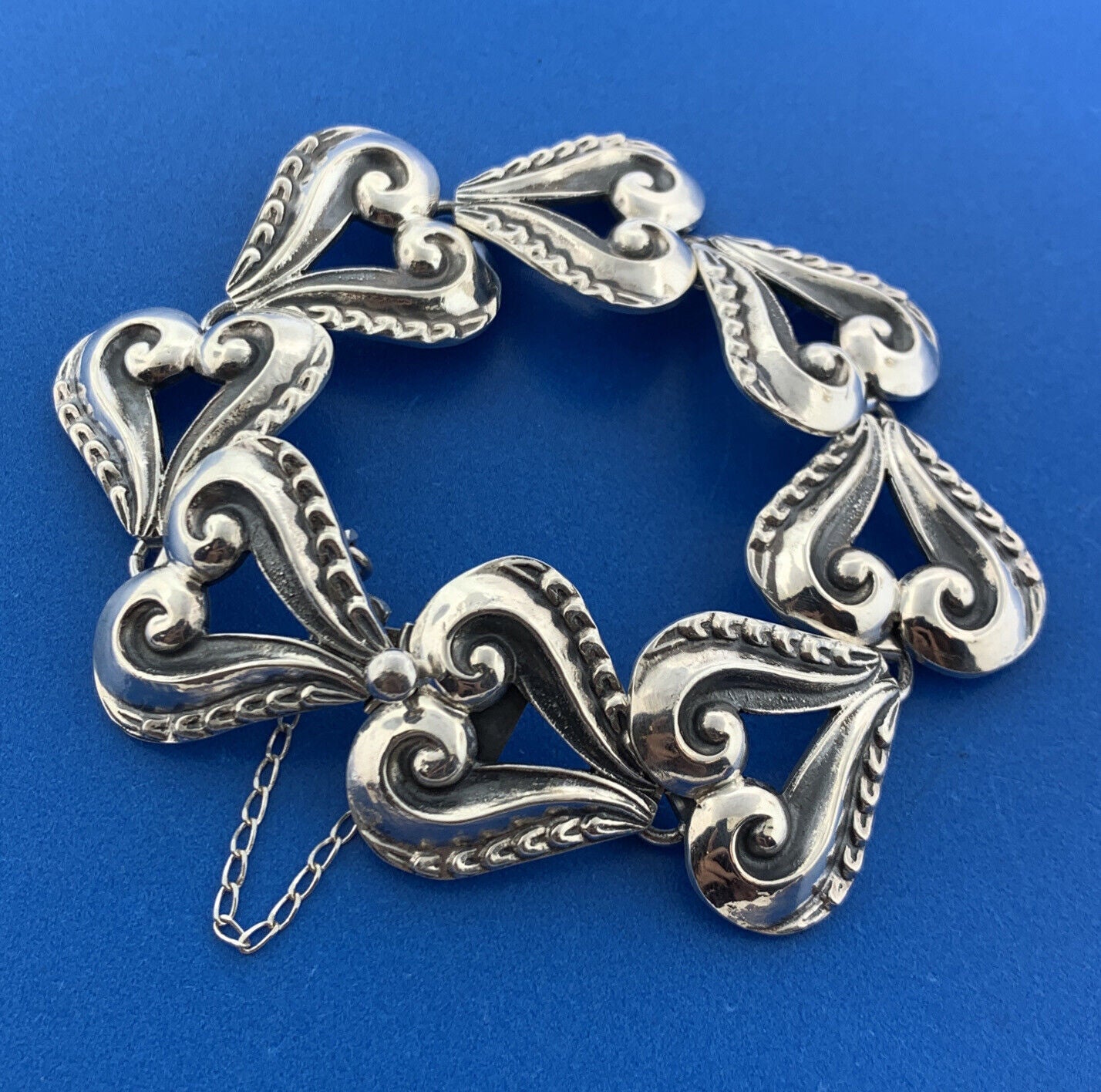 Mid Century Melesio Villareal Taxco 950 Silver Heart Scroll Infinity Bracelet
