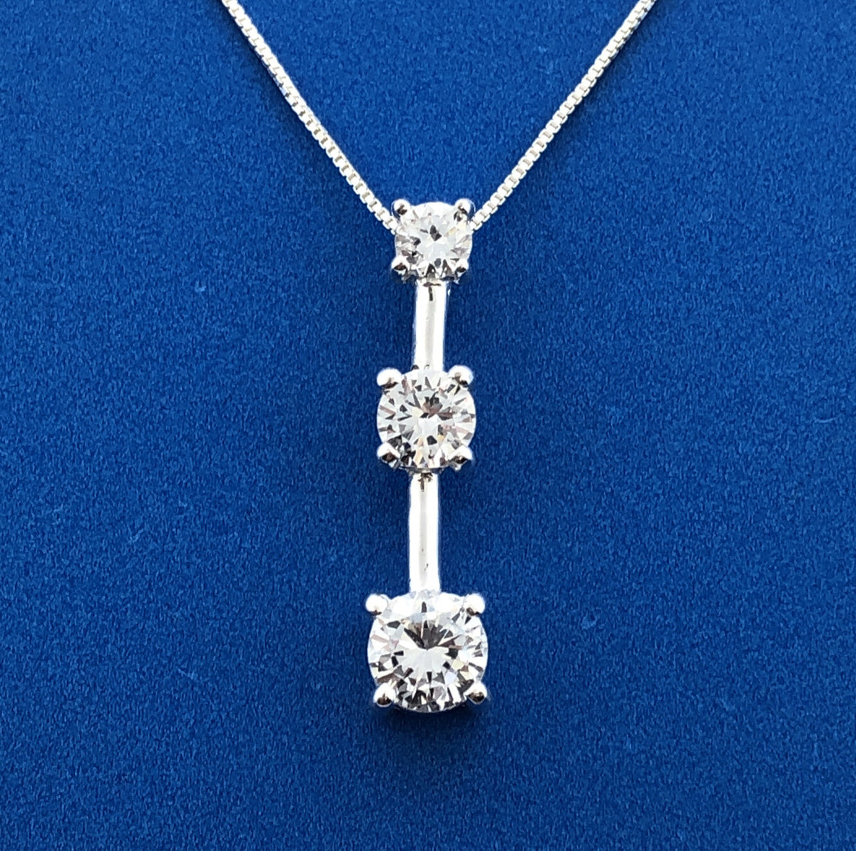 Stunning Sterling Silver Cubic Zirconia CZ Three Stone Journey Pendant Necklace