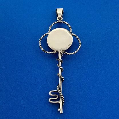 Retro 925 Sterling Silver Larimar Pectolite Skeleton Key Statement Pendant