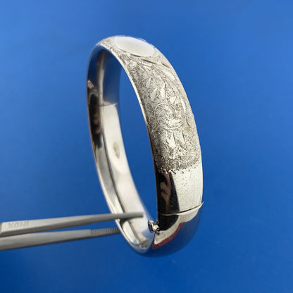 Vintage Sterling Silver Floral Scroll Florentine Engraveable Hinge Cuff Bracelet