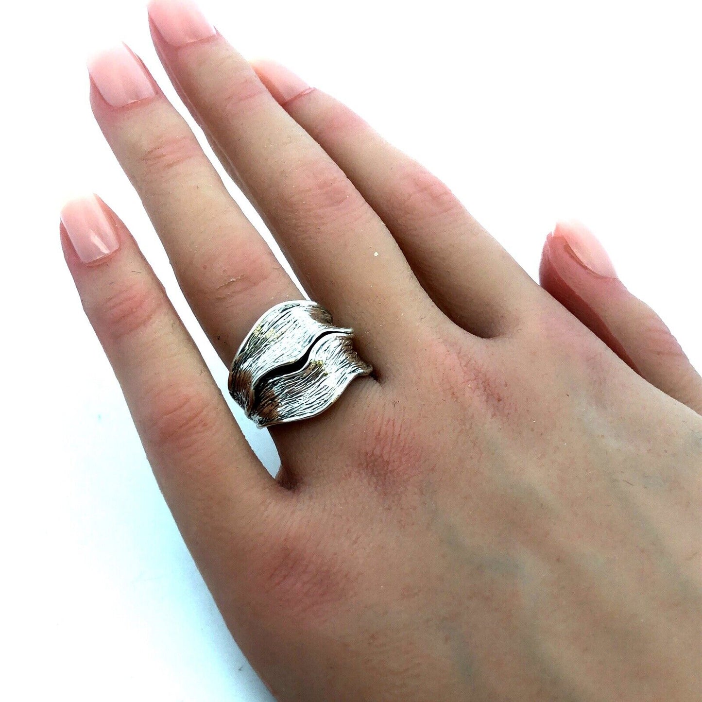 Designer Hagit Gorali Israel 925 Sterling Silver Textured Wave Wide Band Ring