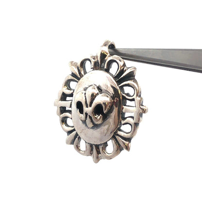 925 Sterling Silver Fleur De Lis Oval Pendant