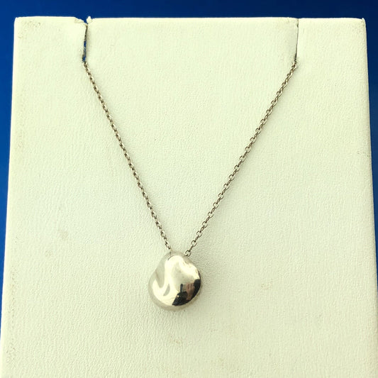 Tiffany & Co Elsa Peretti 925 Sterling Silver Nugget Bean Pendant Necklace