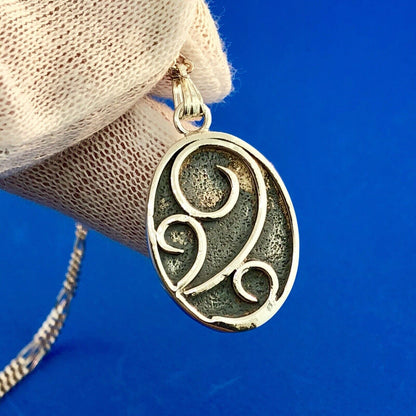 Carolyn Pollack R Moon Sterling Silver 925 Oval Scroll Floral Pendant Necklace