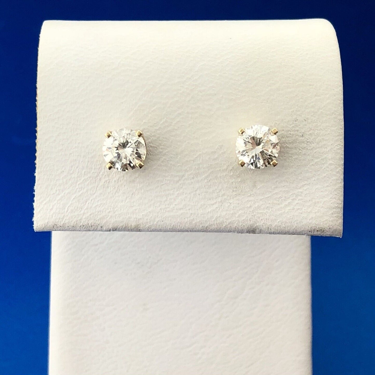Classic 14K Yellow Gold Diamond Solitaire Pierced Stud Earrings