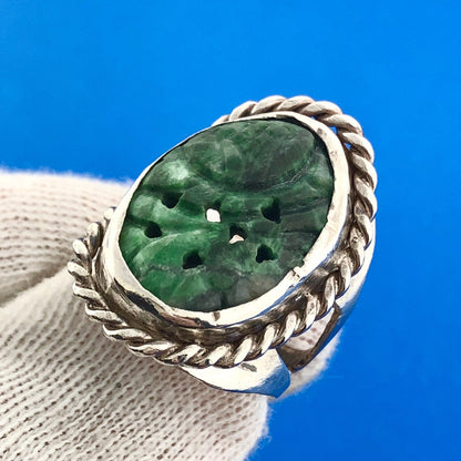 Native American Artisan 925 Sterling Silver Floral Carved Malachite Finger Ring
