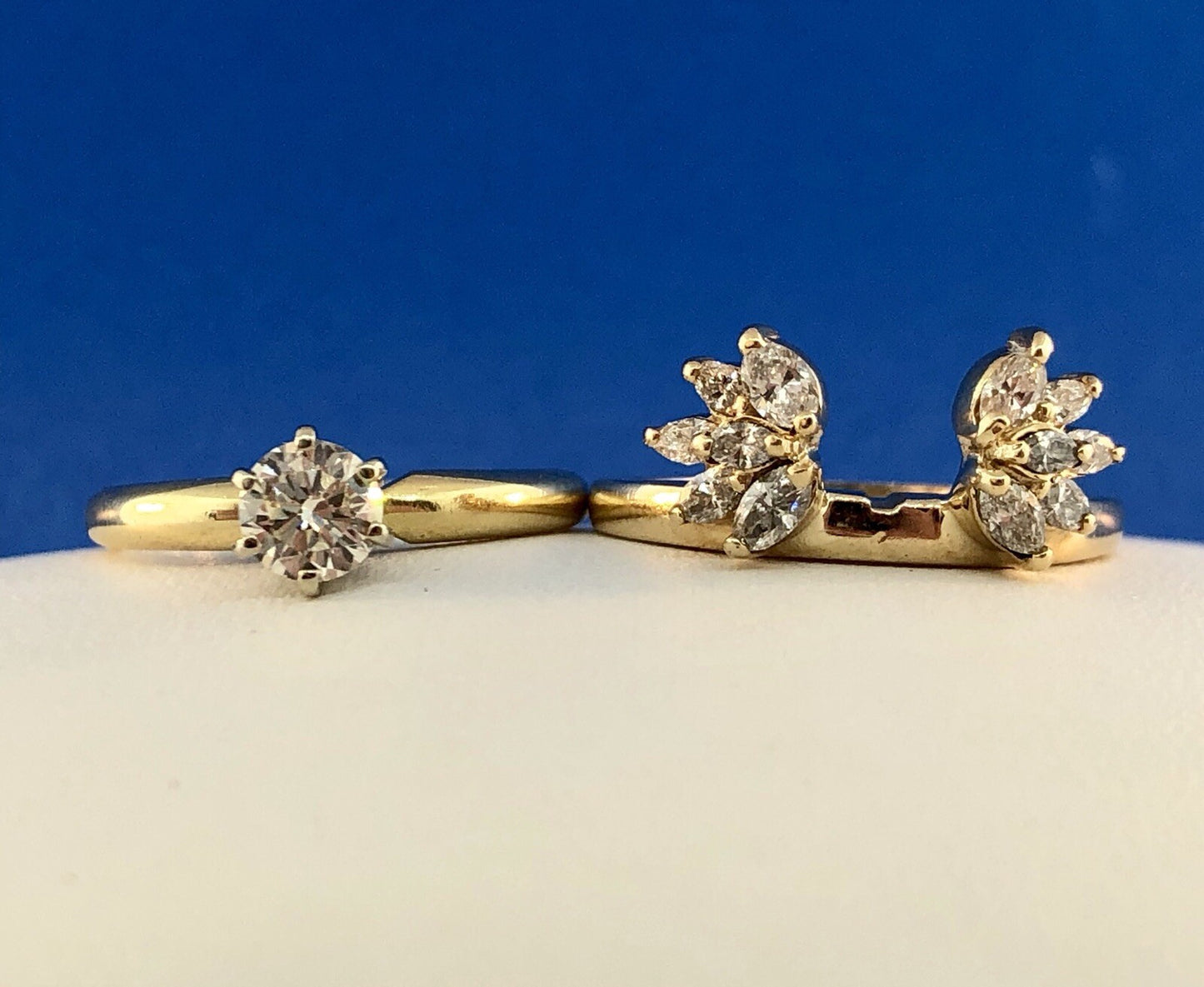 14K Yellow Gold Diamond Solitaire Floral Accent Guard Engagement Bridal Ring Set