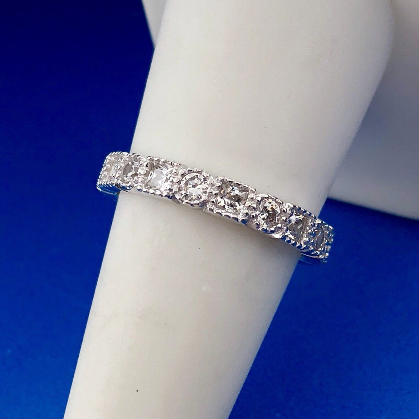 Gorgeous 925 Sterling Silver Cubic Zirconia CZ Infinity Anniversary Band Ring