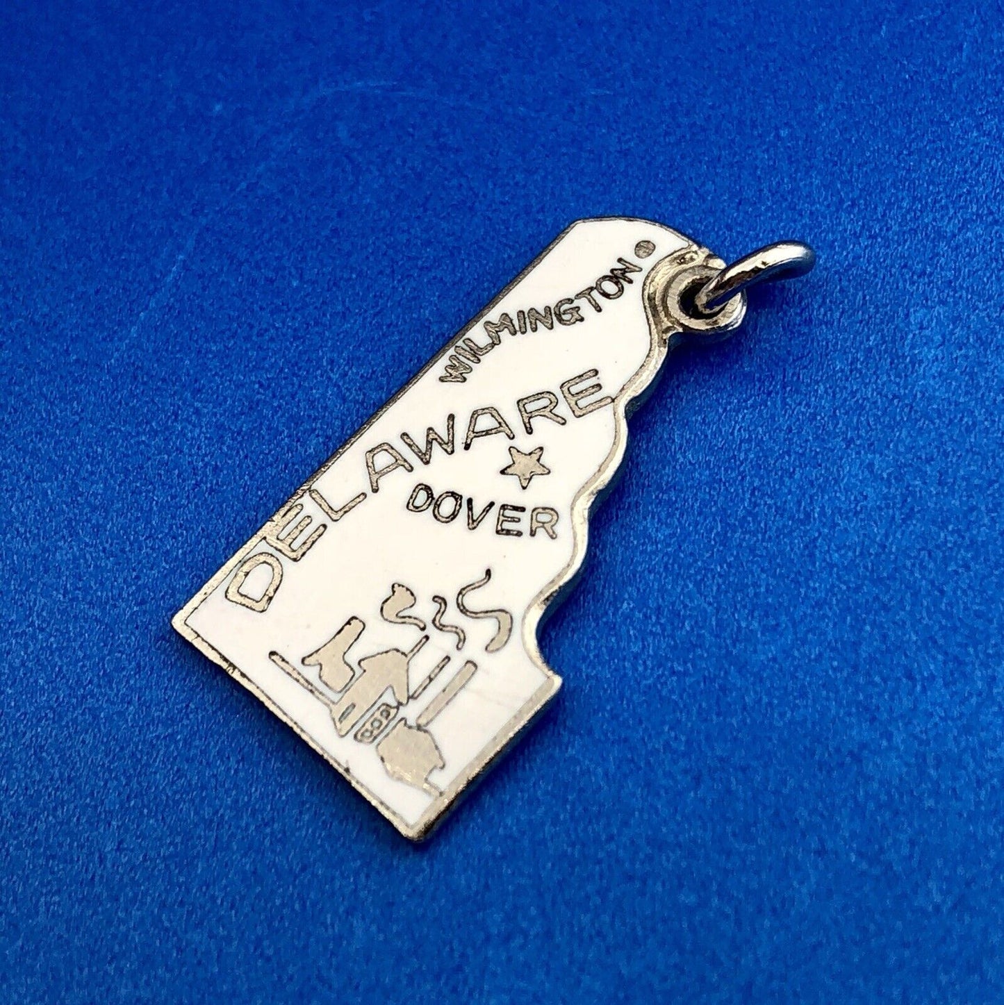 Sterling Silver State Charm - Delaware