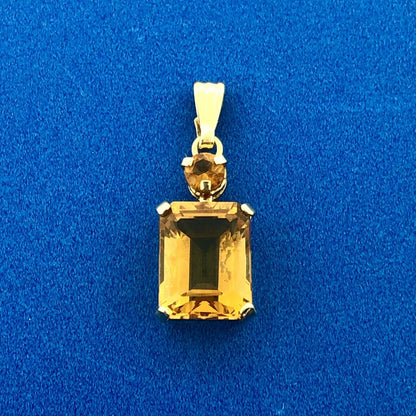 Estate 10K Yellow Gold Rectangle Citrine Mexican Opal Accented Charm Pendant