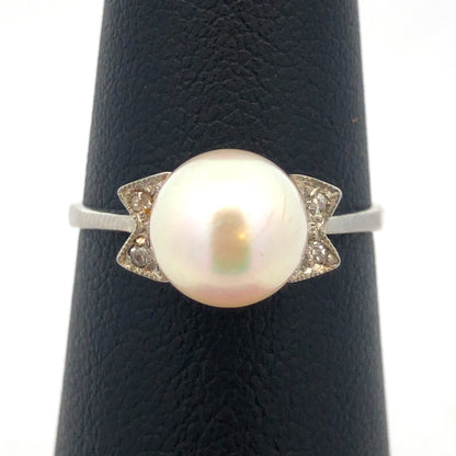 Vintage 18K White Gold Pearl Solitaire Size 6.5 Cocktail Ring