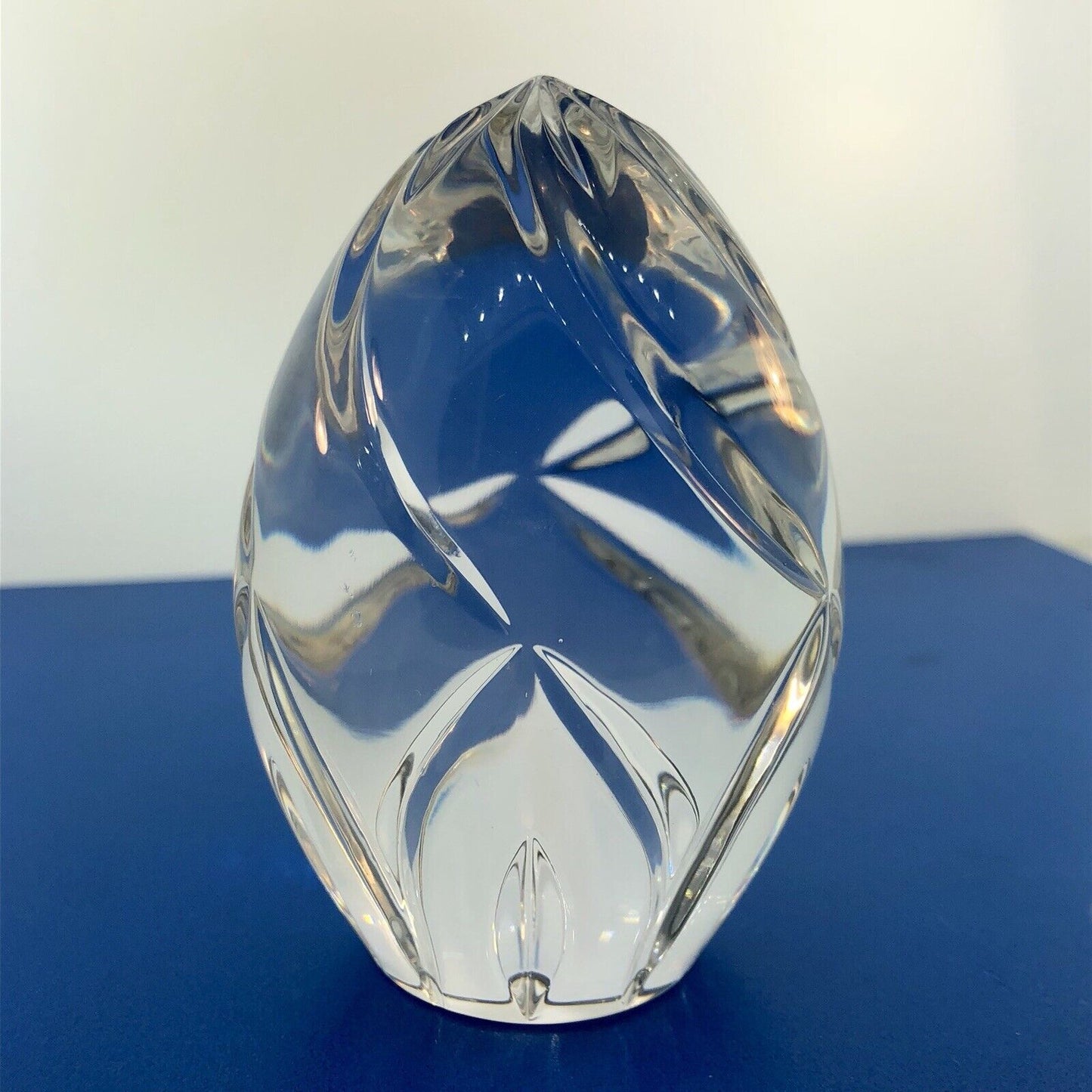 Sullivans Handcrafted Poland 24% PbO Crystal Annual Egg Figurine Paperweight