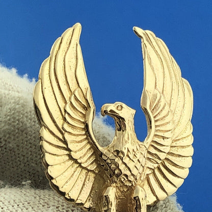 Gorgeous 10K Yellow Gold American Patriotic Bald Eagle Freedom Bird Pendant