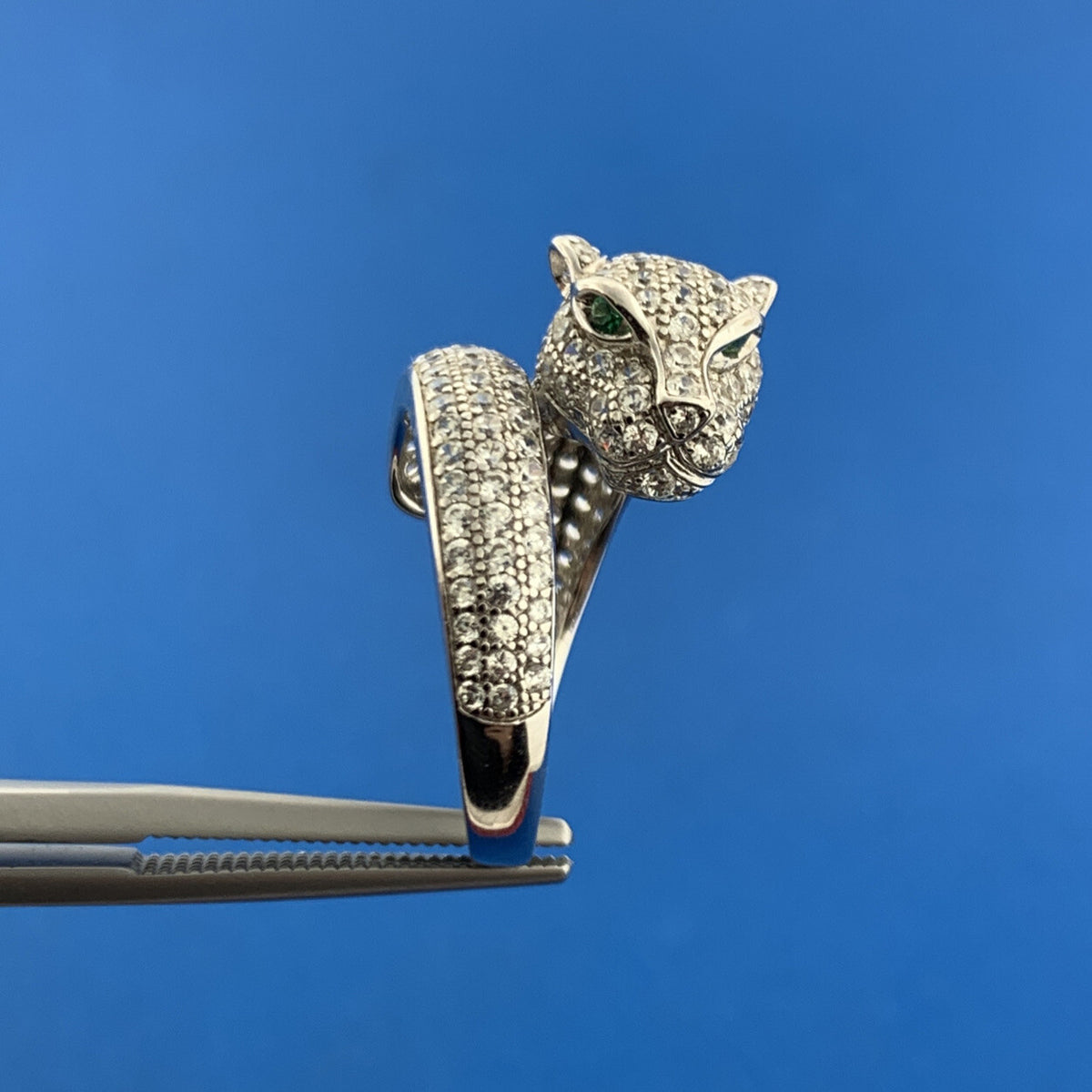Designer 925 Sterling Silver Pave White Emerald CZ Leopard Big Cat Bypass Ring