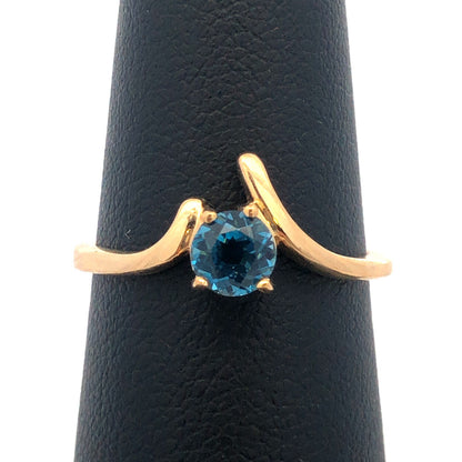 Vintage 14k Yellow Gold London Blue Topaz Ring Size 7.25