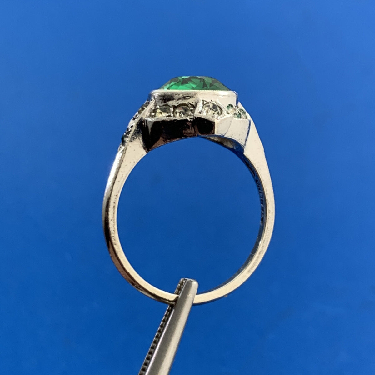 Designer 925 Sterling Silver Green Cubic Zirconia White CZ Halo Cocktail Ring