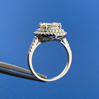 Stunning Sterling Silver 925 Cushion Cut Cream Quartz CZ Accent Ring Size 6