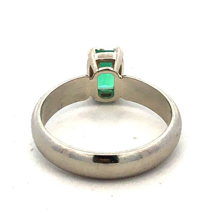 Estate 14K White Gold Green Emerald Solitaire May Anniversary Engagement Ring