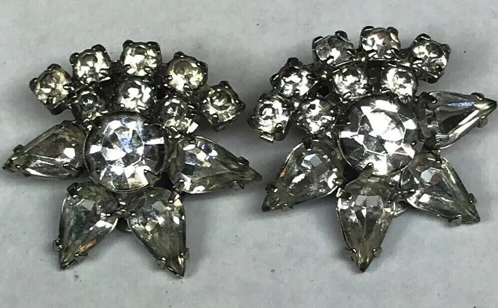 Vintage Art Deco Crystal Rhinestone Flower Cluster Bridal Cocktail Clip Earrings