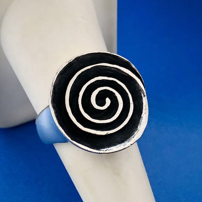 Modernist Designer 925 Sterling Silver Infinity Swirl Crop Circle Statement Ring