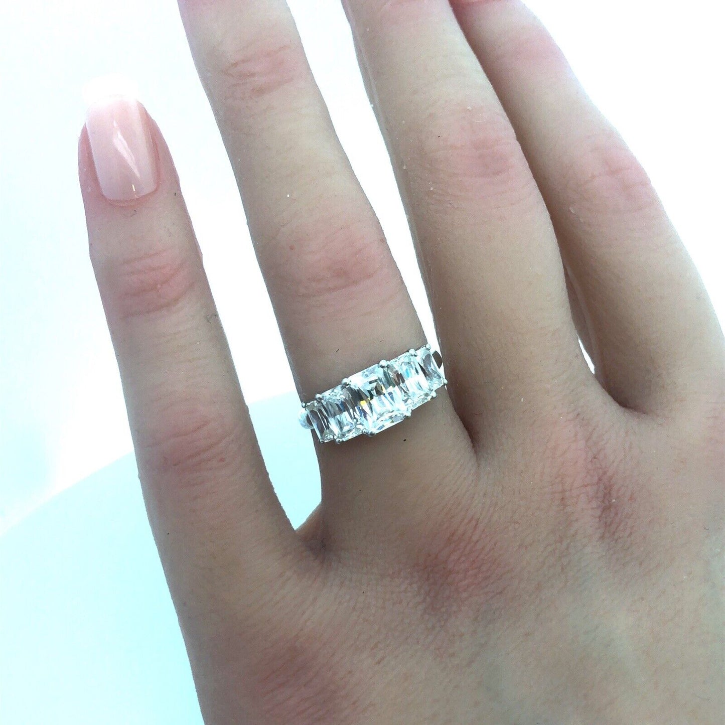 Gorgeous 14k White Gold Radiant Cut Sparkling CZ Prong Engagement Ring Size 6