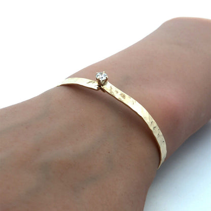 Modernist 14K Yellow Gold Hammered Textured Cubic Zirconia Oval Bangle Bracelet