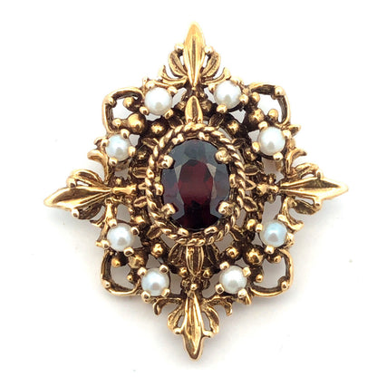 Vintage 14K Yellow Gold Oval Garnet Pearl Accented Statement Pendant