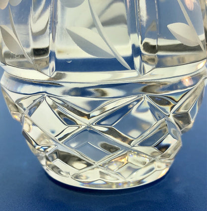 Vintage Handcrafted Poland 24% PbO Crystal Annual Egg Figurine Paperweight