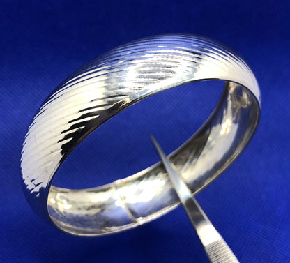 Karizia Spa Italy 925 Sterling Silver Textured Round Wide Bangle Bracelet