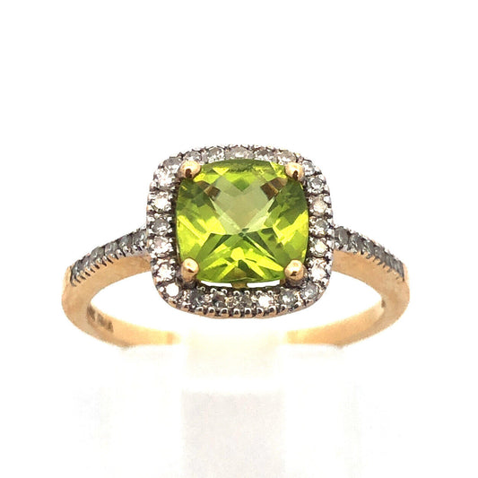 Beautiful Designer 14K Yellow Gold Peridot Diamond Halo Birthstone Cocktail Ring