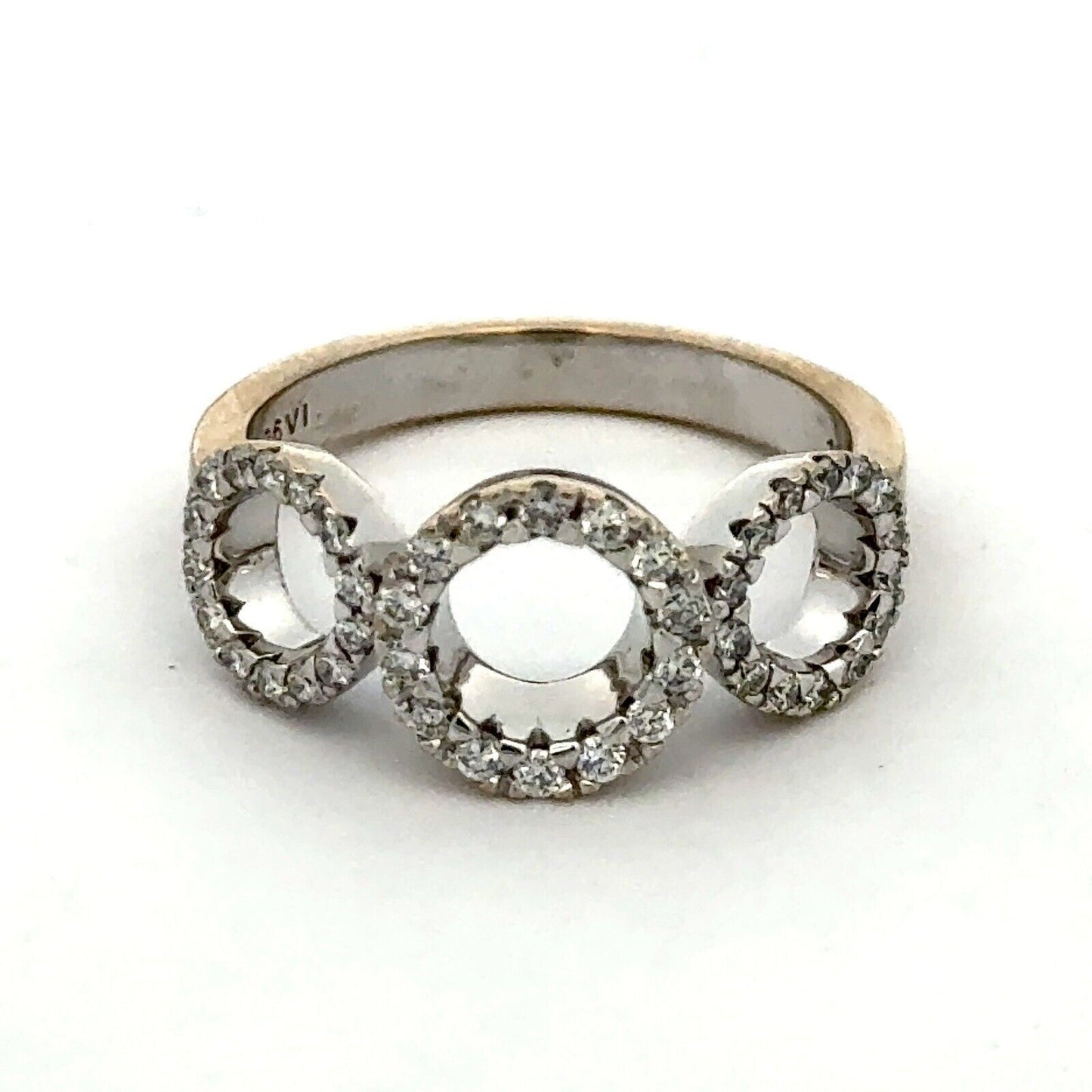 Roberto Coin 18K White Gold Pave Diamond Infinity Circle  Ring