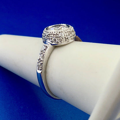 Stunning Sterling Silver Cubic Zirconia CZ Solitaire W/Accents Engagement Ring