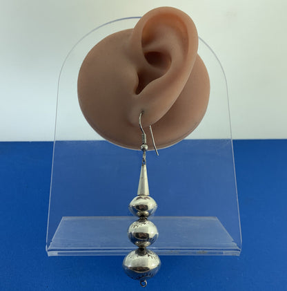 Old Pawn Storyteller 925 Sterling Silver Graduated 3 Bead Drop Dangle Earrings