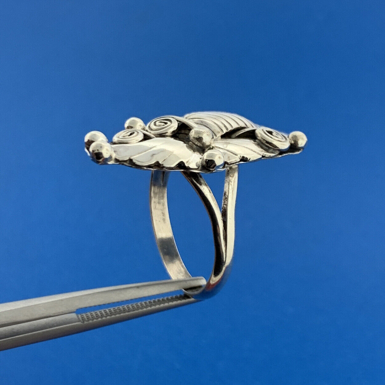 Designer TC Sterling Silver 925 Floral Leaf Small Finger Ring Size 8.75