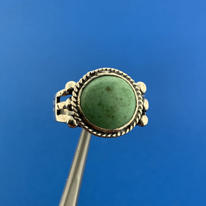 Vintage Native American 925 Sterling Silver Green Turquoise Storyteller Ring