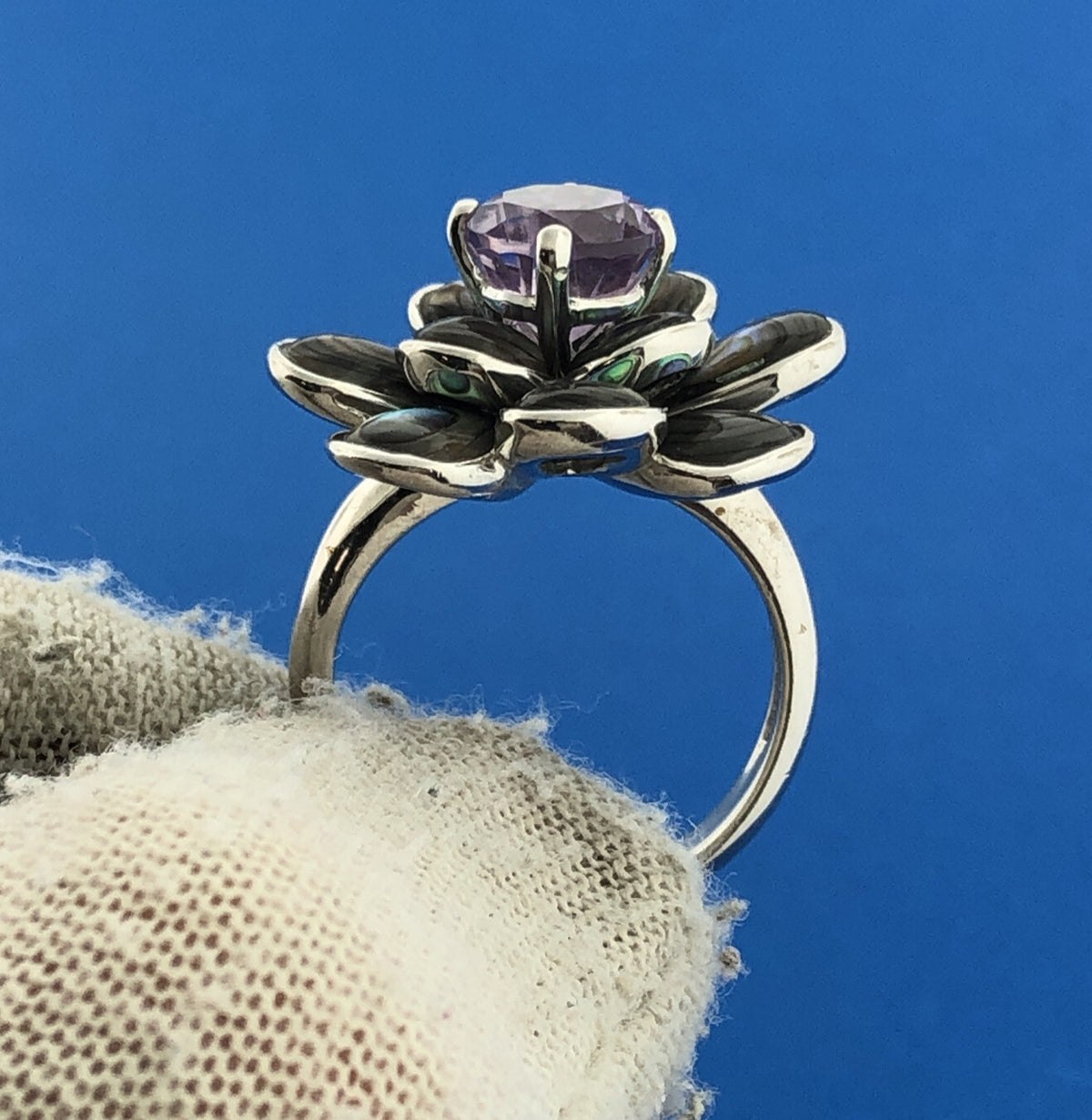 Designer KN China Sterling Silver 925 Amethyst Abalone Flower Cocktail Ring